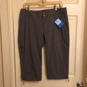 Women’s Columbia active capris